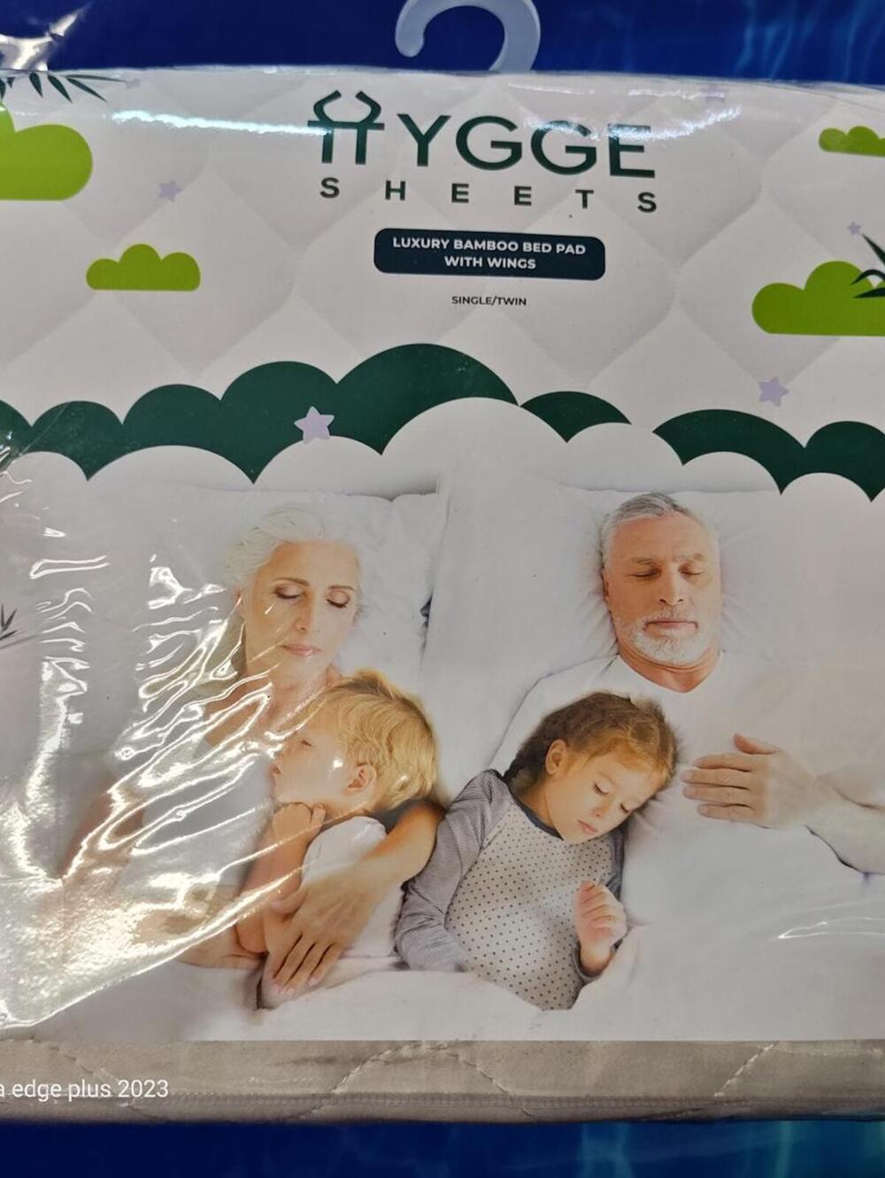 Organic Washable Incontinence Bed Pad with Tucks